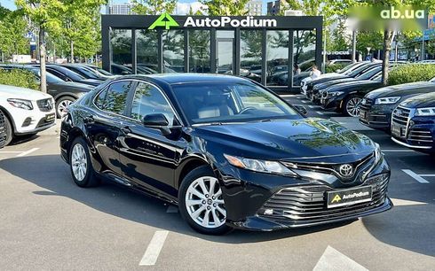 Toyota Camry 2017 - фото 4