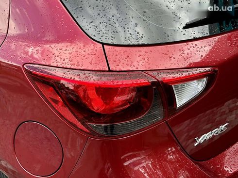 Toyota Yaris 2019 - фото 13