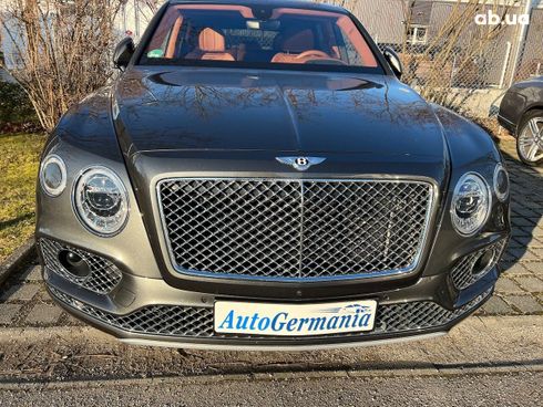 Bentley Bentayga 2021 - фото 28