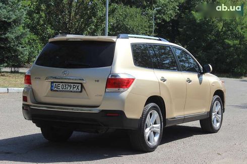 Toyota Highlander 2011 - фото 8