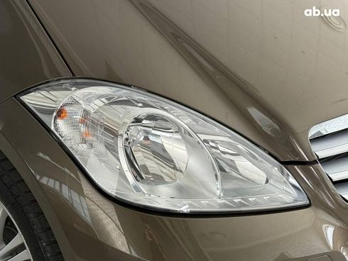 Mercedes-Benz A-Класс 2009 коричневый - фото 6