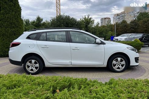 Renault Megane 2015 - фото 8