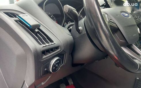 Ford Focus 2017 - фото 9