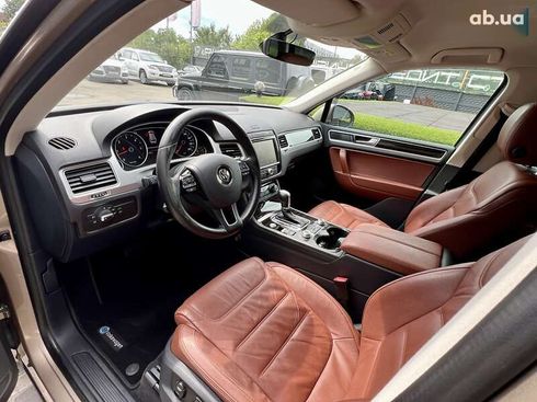 Volkswagen Touareg 2017 - фото 21