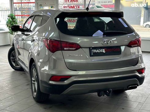 Hyundai Santa Fe 2018 - фото 8