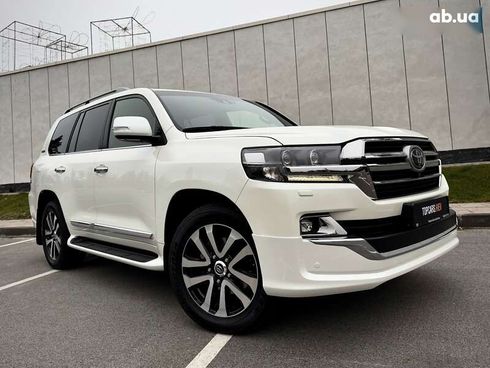 Toyota Land Cruiser 2019 - фото 22