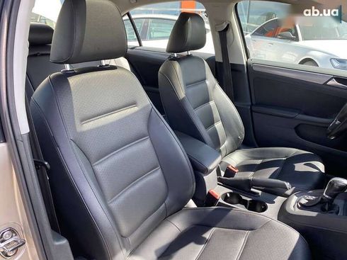 Volkswagen Jetta 2012 - фото 26