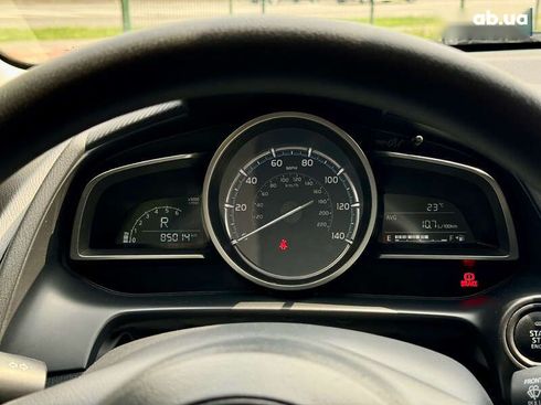 Toyota Yaris 2019 - фото 25