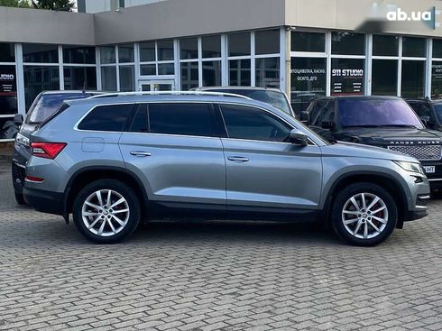 Skoda Kodiaq 2017 - фото 4