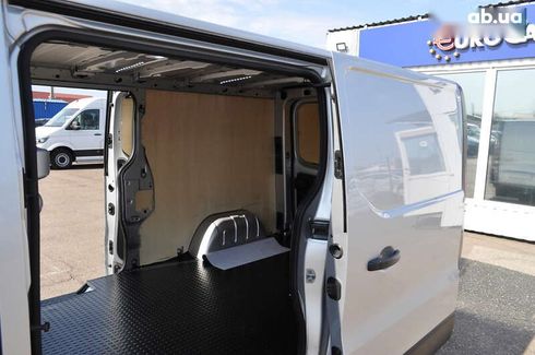 Renault Trafic 2020 - фото 29