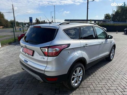Ford Escape 2018 - фото 6