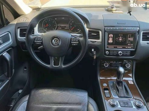 Volkswagen Touareg 2018 - фото 24