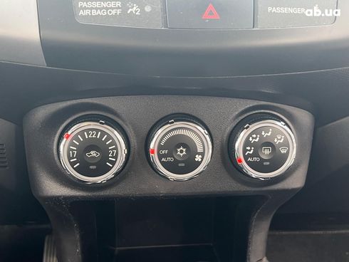 Mitsubishi Outlander 2012 серый - фото 50