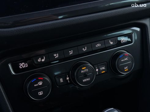 Volkswagen Tiguan 2017 белый - фото 20