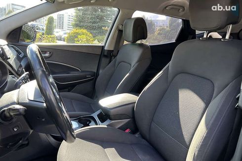 Hyundai Santa Fe 2017 - фото 9