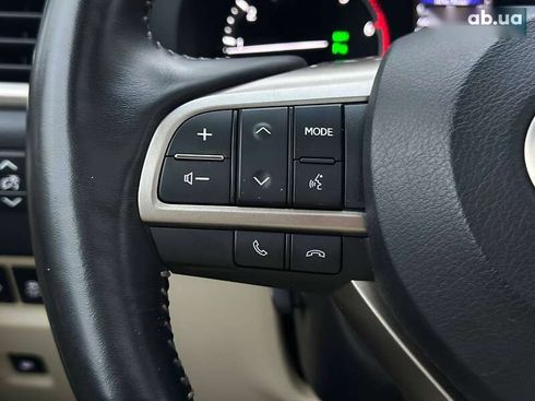 Lexus GX 2020 - фото 26