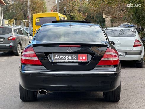 Mercedes-Benz CLK-Класс 2002 черный - фото 10