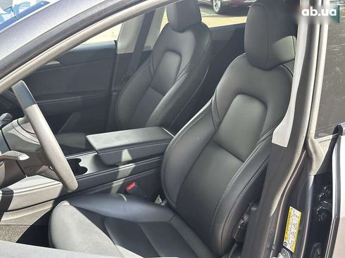 Tesla Model Y 2023 - фото 13