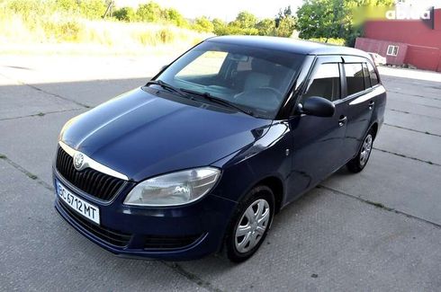 Skoda Fabia 2013 - фото 3
