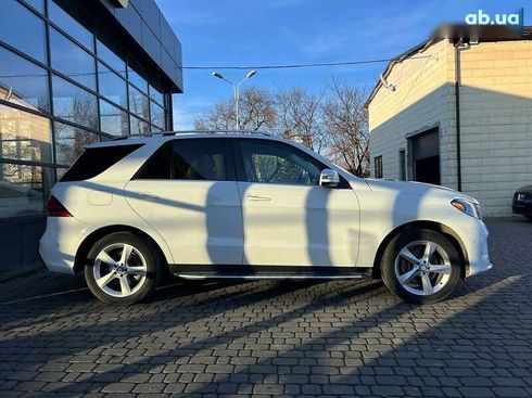 Mercedes-Benz GLE-Class 2016 - фото 8