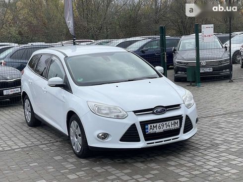 Ford Focus 2014 - фото 6