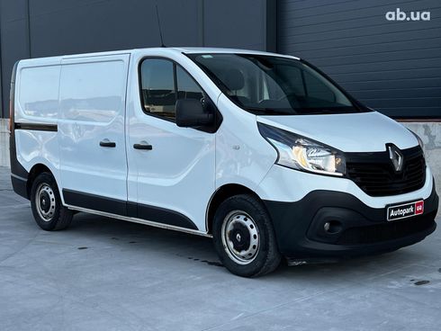 Renault Trafic 2018 белый - фото 22