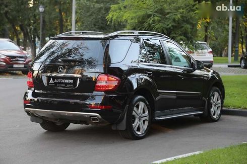 Mercedes-Benz M-Класс 2010 - фото 4