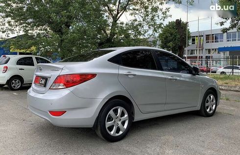 Hyundai Accent 2012 - фото 22