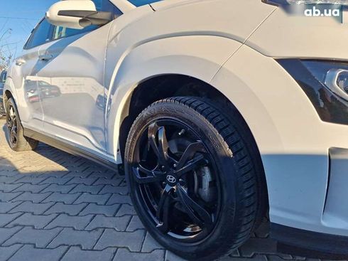 Hyundai Kona 2022 - фото 11