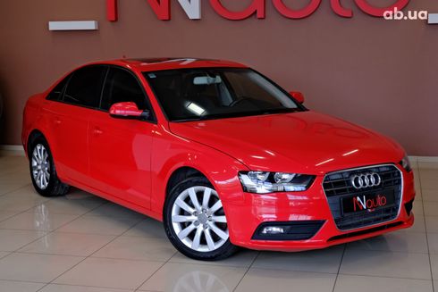 Audi A4 2014 красный - фото 4