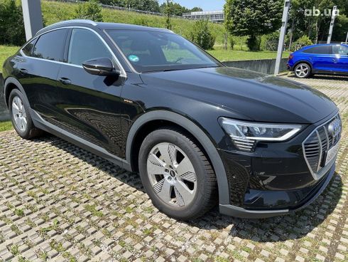 Audi E-Tron 2022 - фото 28