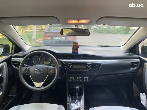 Toyota Corolla 2015 серый - фото 7