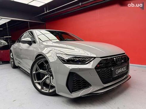 Audi RS7 2025 - фото 11