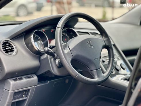 Peugeot 5008 2013 черный - фото 10
