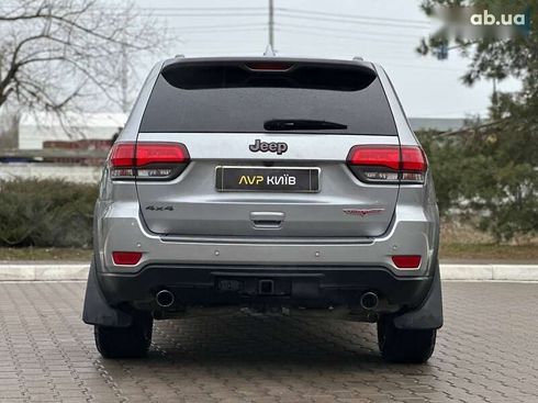 Jeep Grand Cherokee 2017 - фото 18