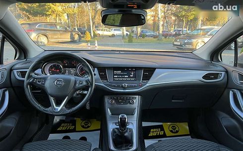 Opel Astra 2016 - фото 11