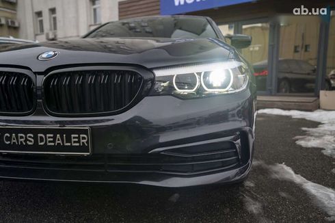 BMW 5 серия 2019 - фото 7