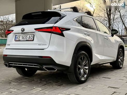 Lexus NX 2021 - фото 14