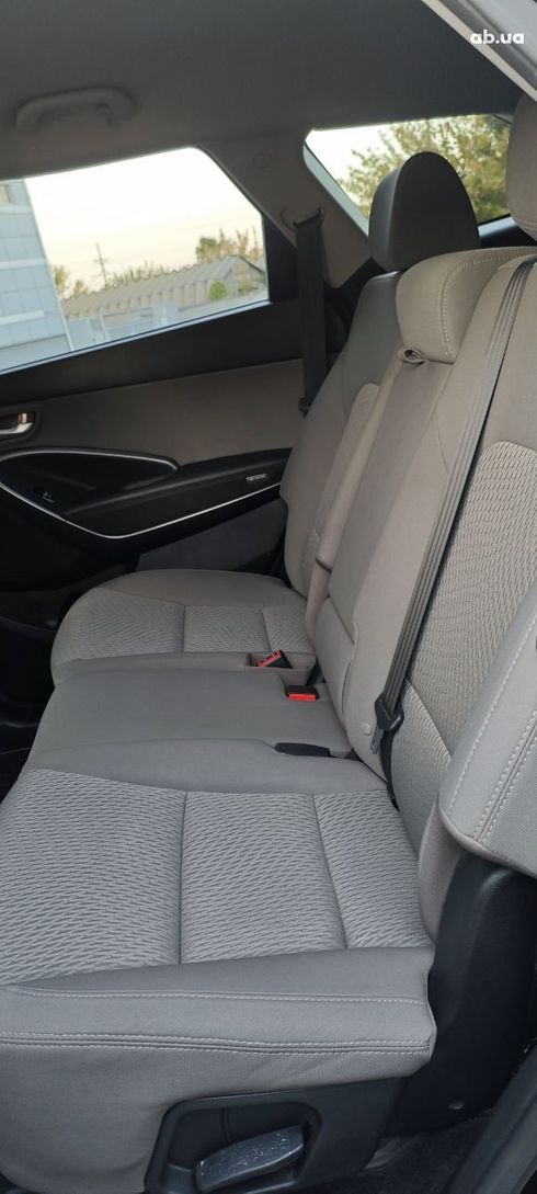 Hyundai Grand Santa Fe 2017 черный - фото 14