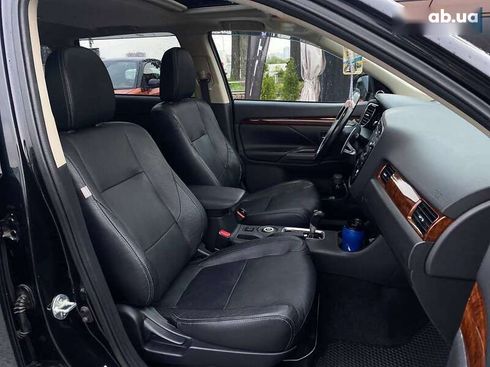 Mitsubishi Outlander 2015 - фото 18