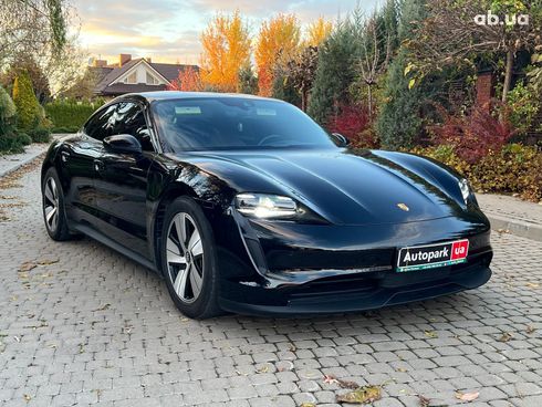 Porsche Taycan 2022 черный - фото 16