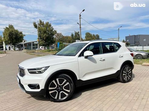 Volvo XC40 2021 - фото 4