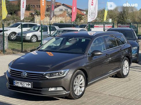 Volkswagen Passat 2017 - фото 2