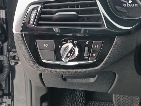BMW 5 серия 2017 черный - фото 22