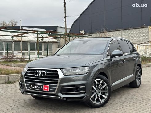 Audi Q7 2018 серый - фото 2