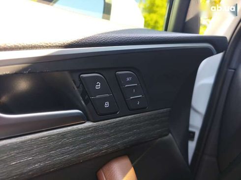 Audi A4 2018 - фото 10