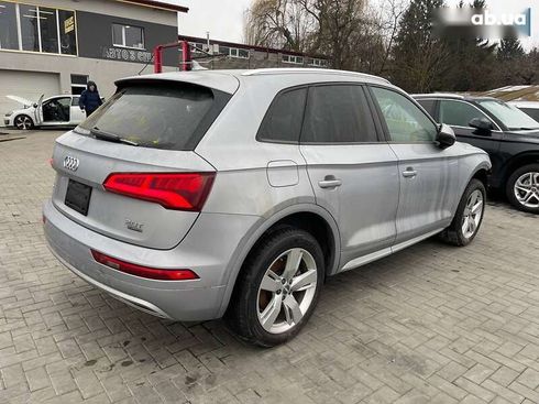 Audi Q5 2018 - фото 4