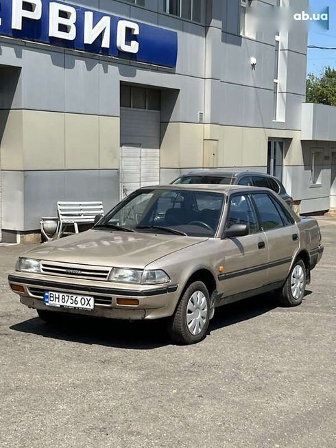 Toyota Carina 1988 - фото 4