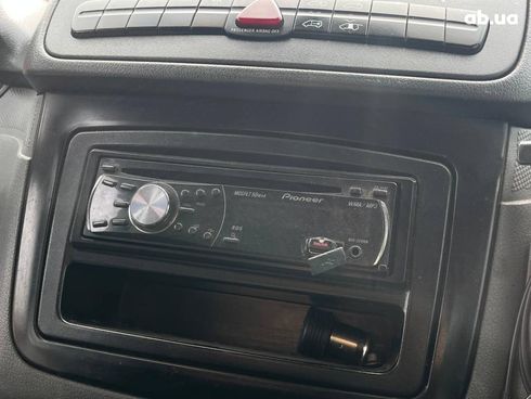 Mercedes-Benz Vito 2003 белый - фото 24