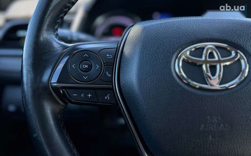 Toyota Camry 2021 - фото 21